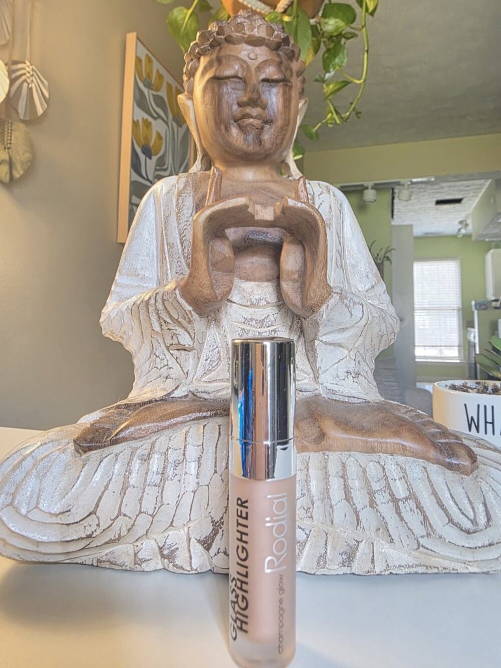 Rodial Glass Highlighter in Champagne Glow